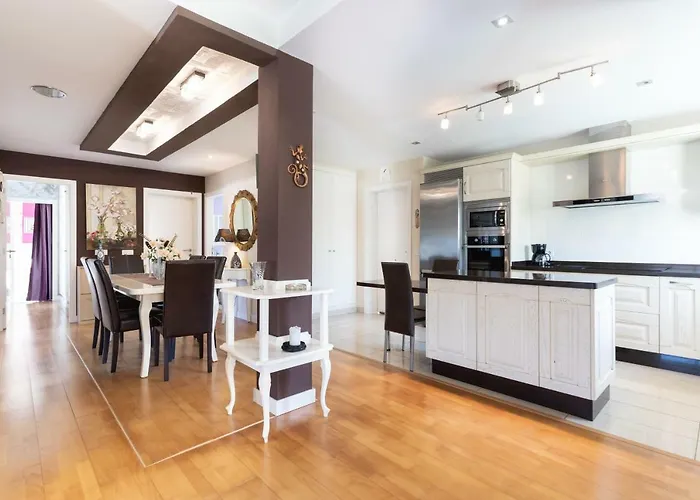 Dorina - Con Piscina Privada