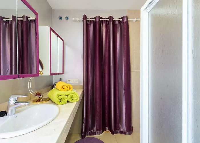 Prázdninový dům Dorina - Con Piscina Privada *