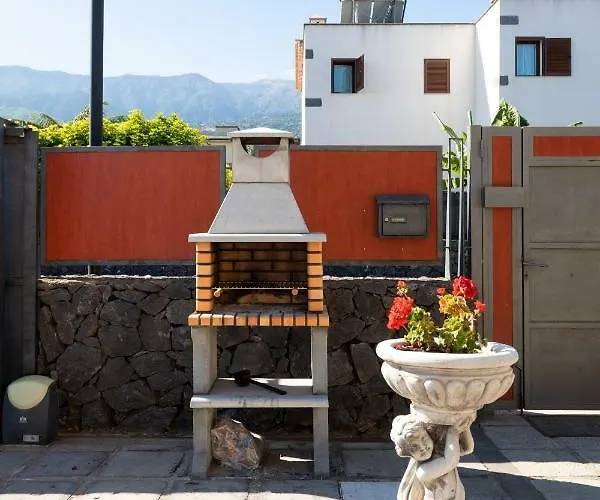 Dorina - Con Piscina Privada Prázdninový dům