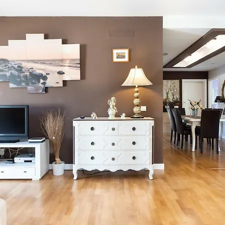 Vakantiehuis Dorina - Con Piscina Privada