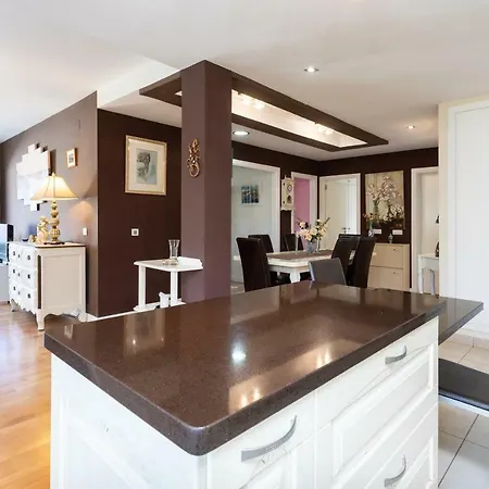 Vakantiehuis Dorina - Con Piscina Privada *