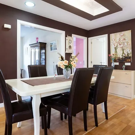 Dorina - Con Piscina Privada *